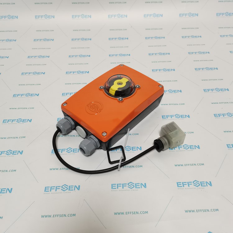 EBRO Armaturen Switch Box SBU-P103-K215-P03 with mechanical SPDT switches